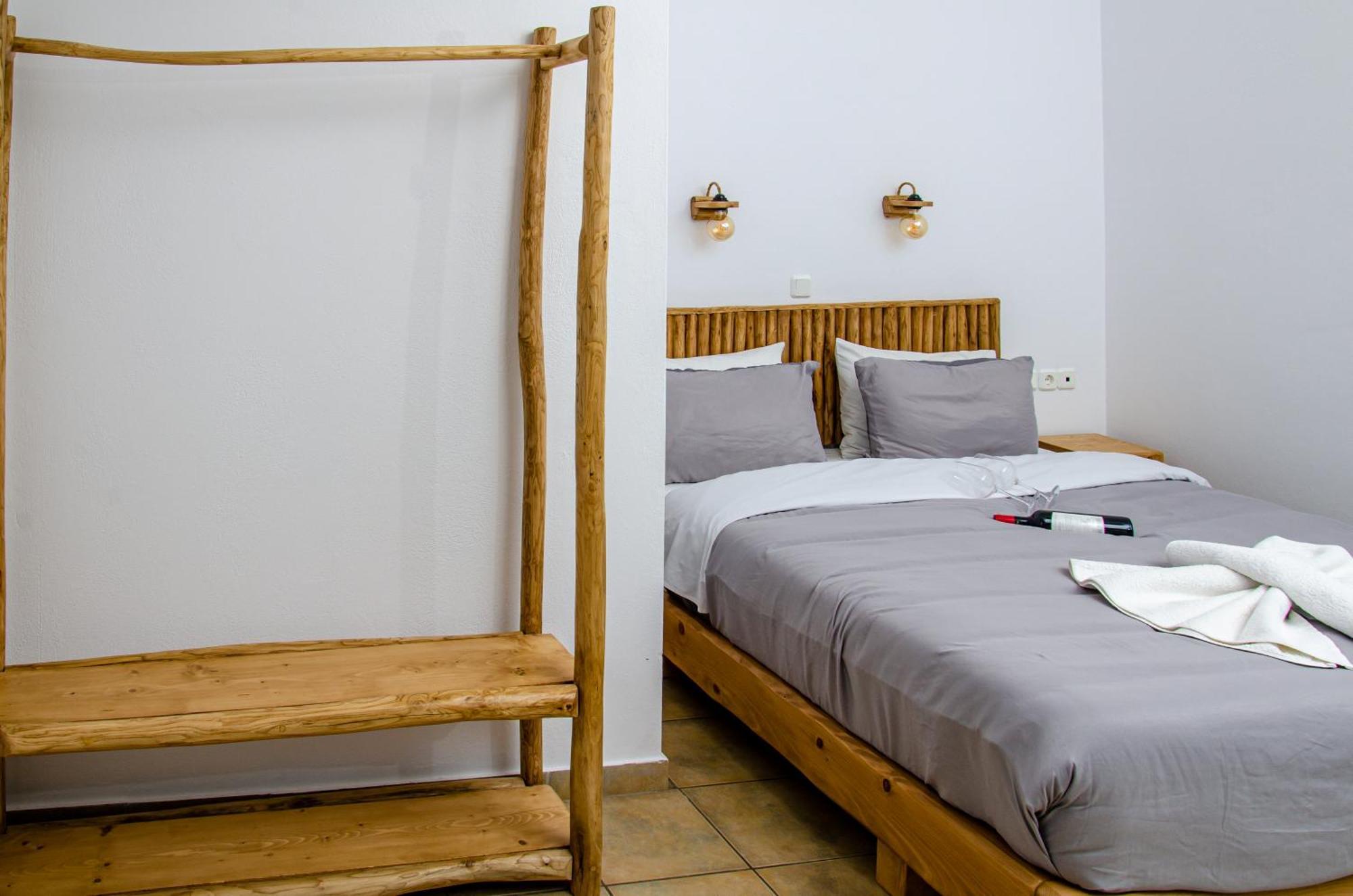 Hotel Livadia Парос Экстерьер фото